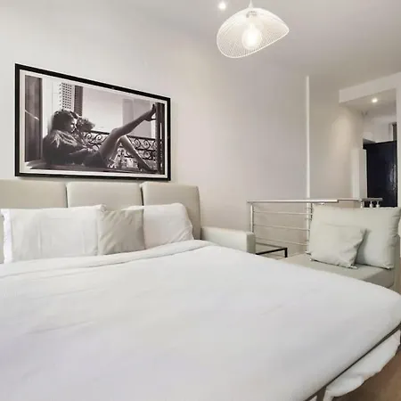 Cosy Studio For 3p In Le Marais